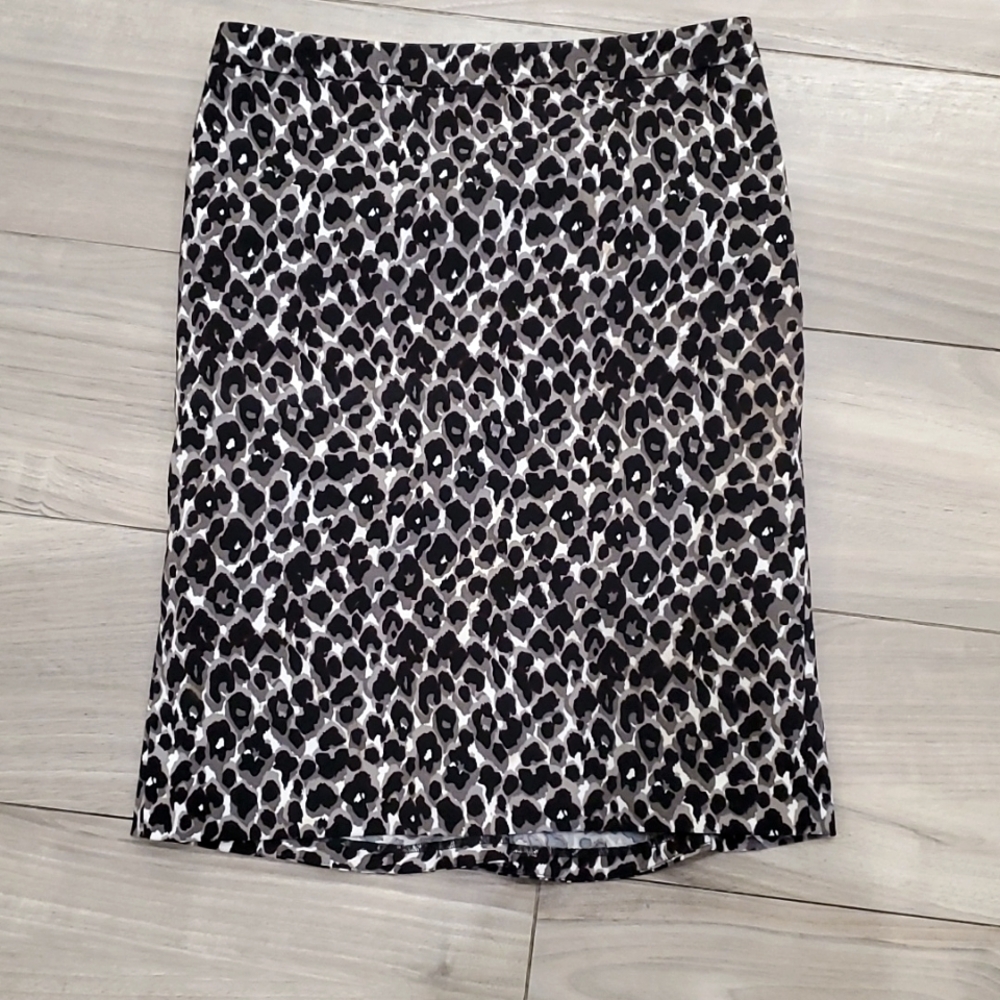 Ann Taylor Animal Print Pencil skirt
